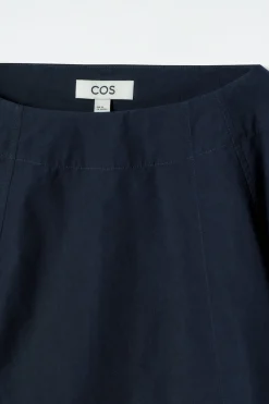 VOLUMINÖSE BAUMWOLLBLUSE MIT U-BOOT-AUSSCHNITT