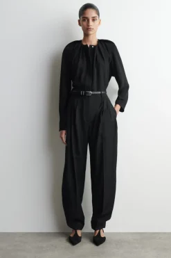 VOLUMINÖSE BLUSE MIT FALTEN