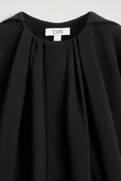 VOLUMINÖSE BLUSE MIT FALTEN