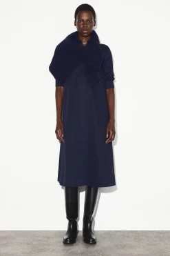 VOLUMINÖSES HEMDKLEID IN MAXILÄNGE
