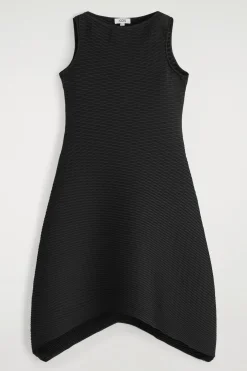 VOLUMINÖSES MIDIKLEID MIT FALTEN