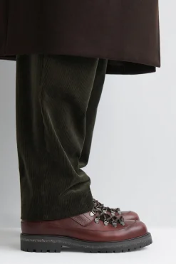 WANDERSTIEFEL AUS LEDER