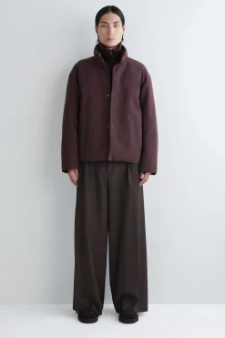 WATTIERTE DAUNENJACKE MIT TRICHTERKRAGEN