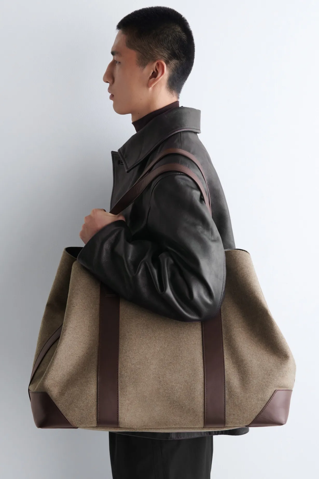 WEEKENDER OVERSIZED-TOTE BAG - WOLLE