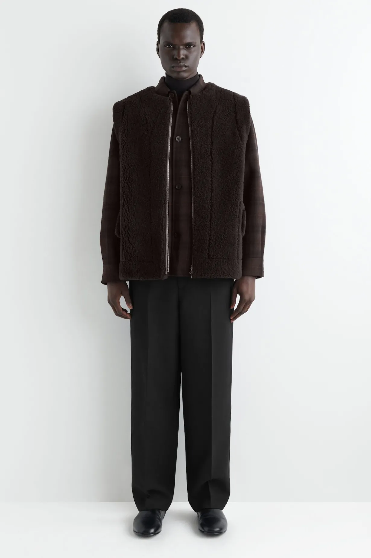 WESTE AUS SHEARLING