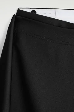 WOLLHOSE MIT ROCK