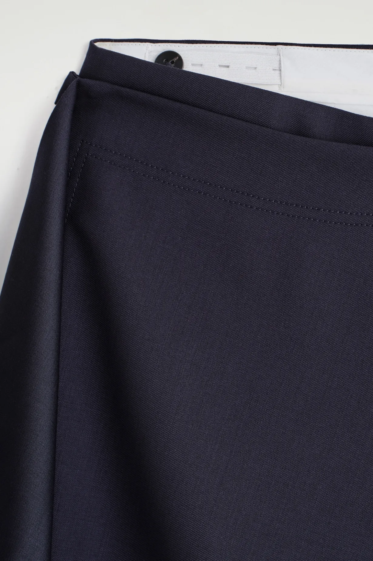 WOLLHOSE MIT ROCK