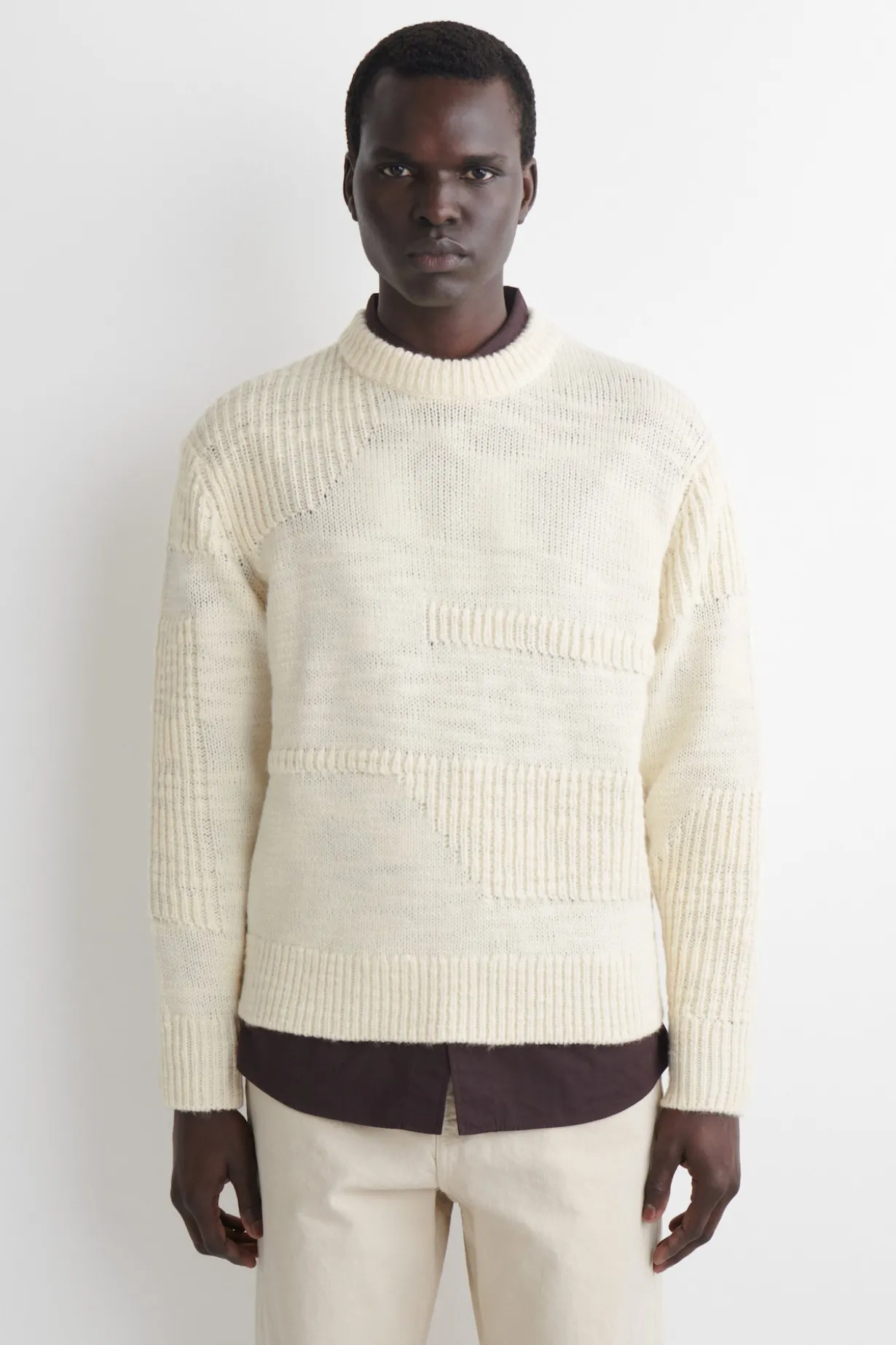 WOLLPULLOVER MIT LEITERMUSTER