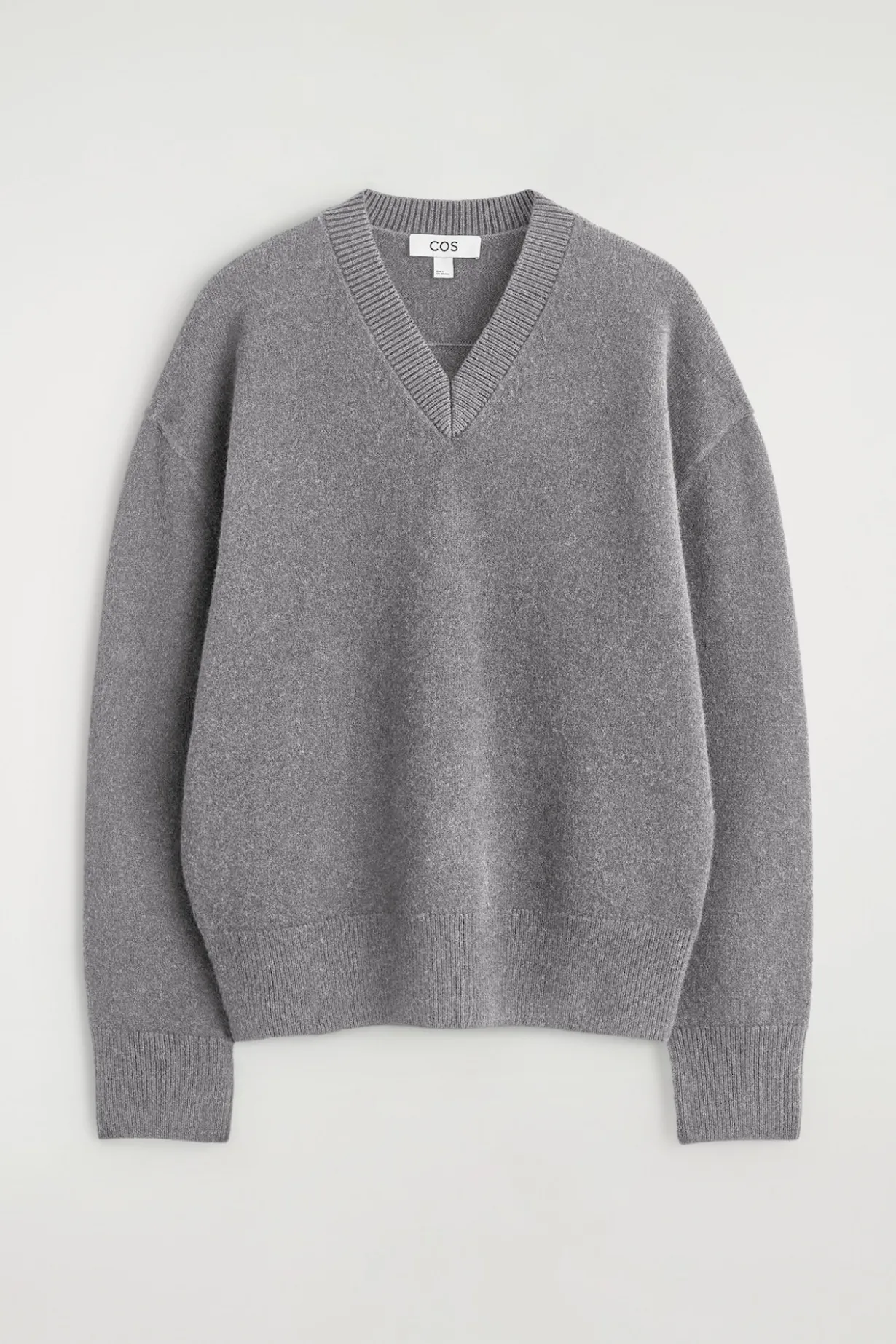 WOLLPULLOVER MIT V-AUSSCHNITT