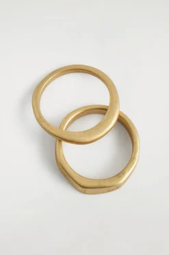ZWEIERPACK GEHÄMMERTE RINGE