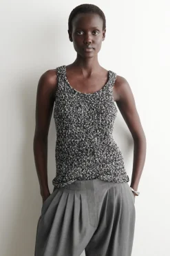 ZWEIFARBIGES MARKANTES STRICK-TANKTOP