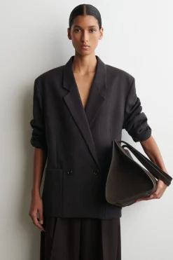 ZWEIREIHIGER BLAZER MIT KAROMUSTER